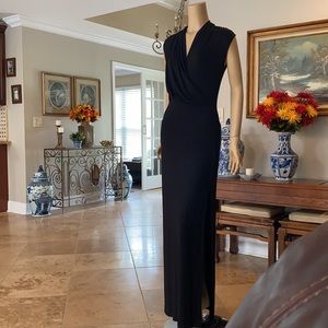 Bebe floor length dress! 💝